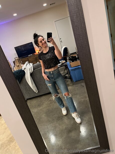 Alyssamagnumfree onlyfans xxx