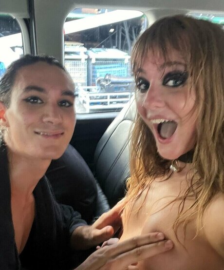 Vic De Angelis naked only fans