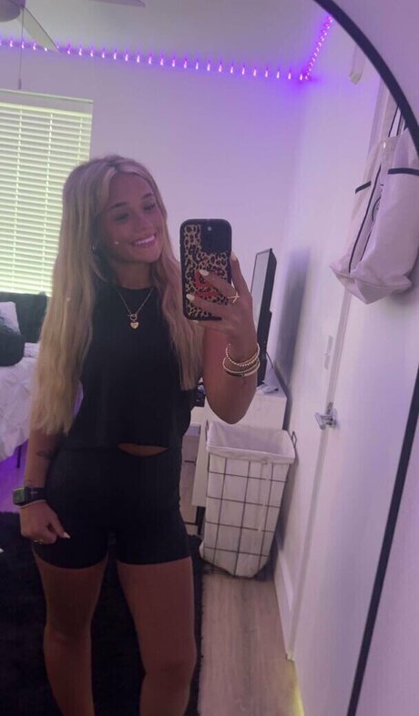 Lexii violett leaks onlyfans