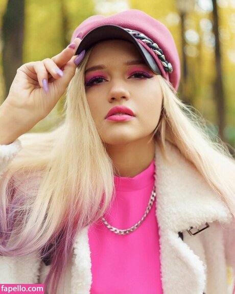 Novella Night hot onlyfans