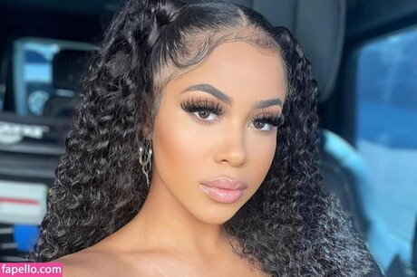 Yasmin Elopez free only fans