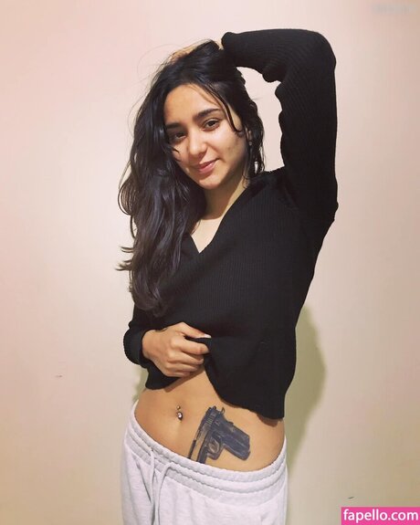 Saya Karim free onlyfans