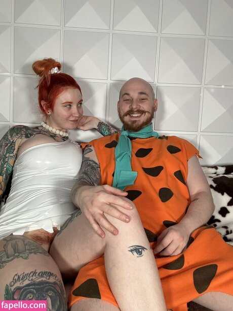 Laina Bearrknee onlyfans pictures