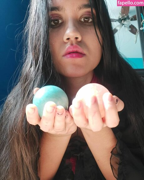 Nadanessah onlyfans picture