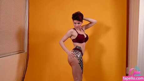 Adalind Gray onlyfans model photo