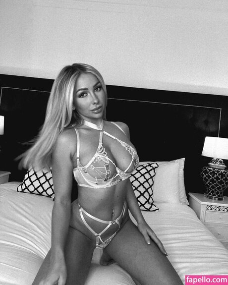 Bethany Morgan tits onlyfans