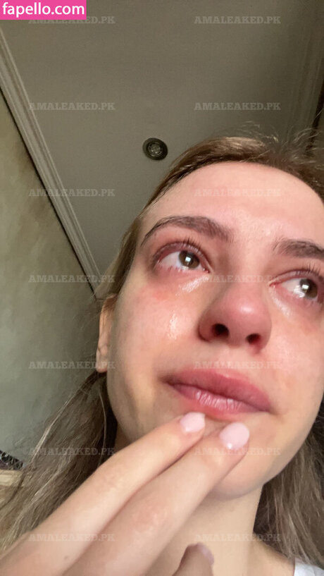 Konstantina Vorrea onlyfans naked leak