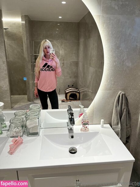 Aphrodicte onlyfans.