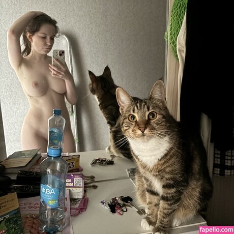 beezzz nude onlyfans leaked