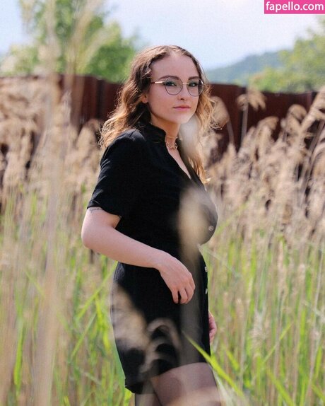 Oryvllmiee only fans nude