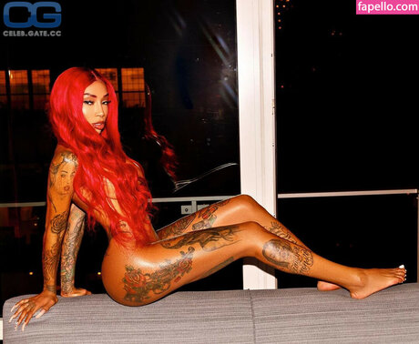 Sky Days ass onlyfans