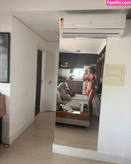 Menina Veneno onlyfans leaks naked