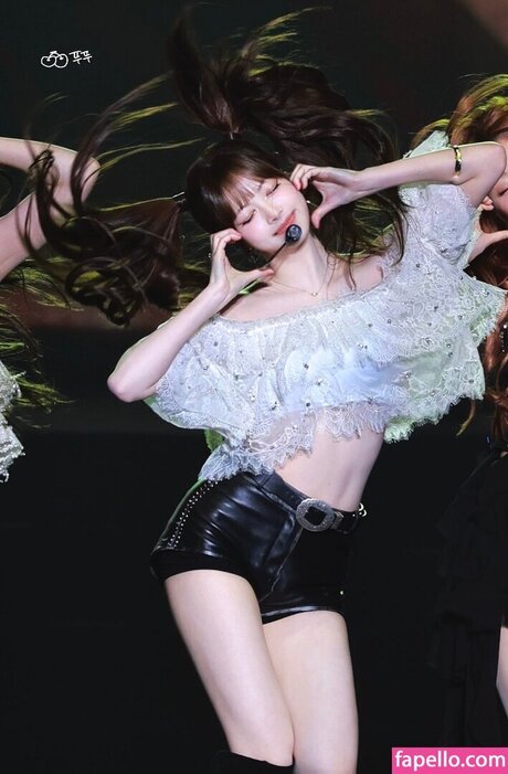 Hong Eunchae_ leak onlyfans