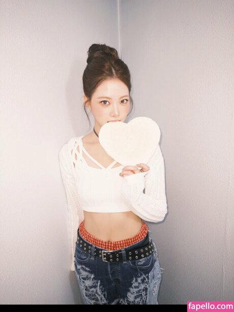 Hong Eunchae_ onlyfans sex tape