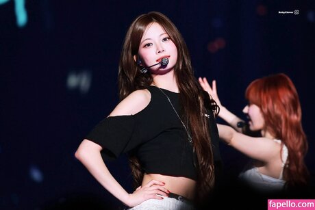 Hong Eunchae_ onlyfans leak