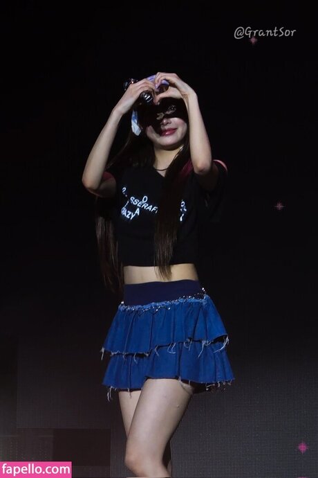 Hong Eunchae_ nudes leaked onlyfans