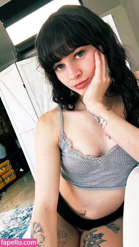 Remirawxxx onlyfans leak ass