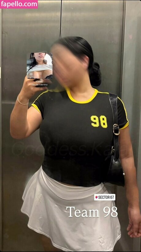 Kajal Sinha onlyfans strip