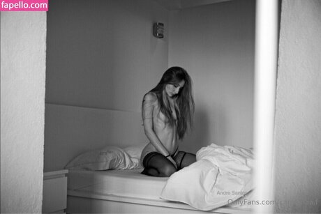 caroliinaa f onlyfans nude leak