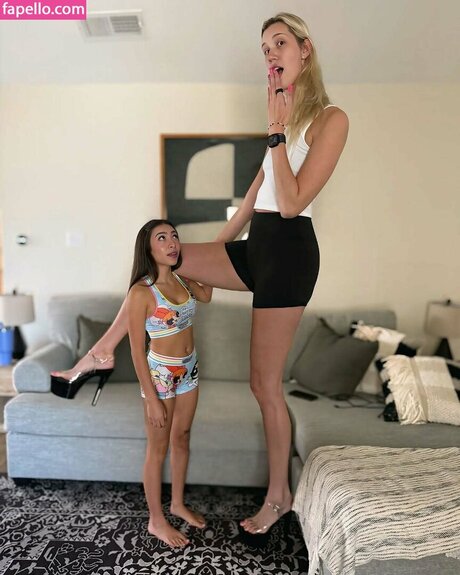 Amazon Allie onlyfans xx