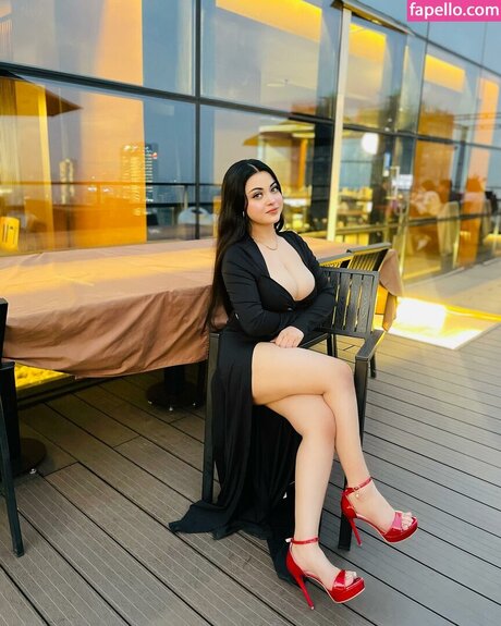 mumtahinaaa_ onlyfans naked