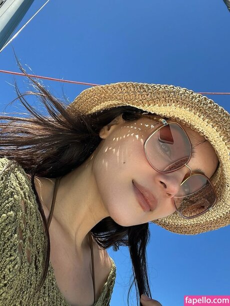 Andrea Londo naked onlyfans