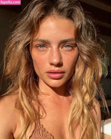 Jess Lee Buchanan onlyfans leak free