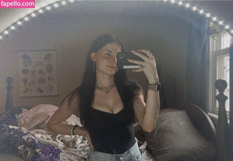 Emileesilvey joi onlyfans