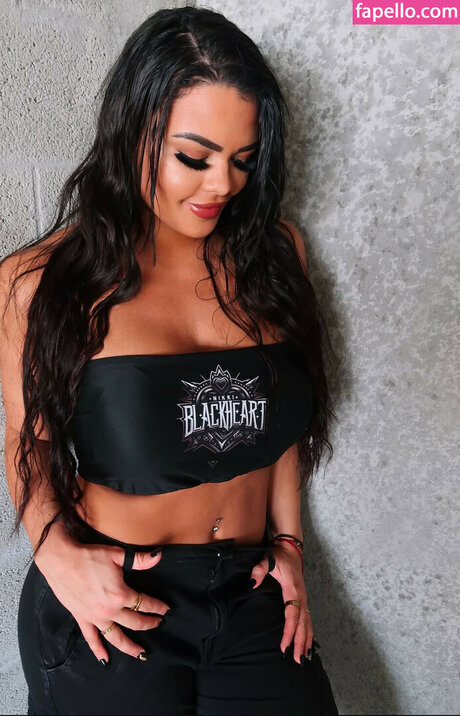 Nikki Blackheart onlyfans porn nude