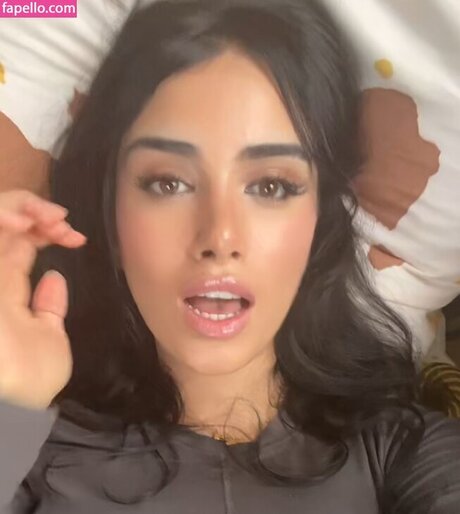 Noora Hejaz onlyfans photos