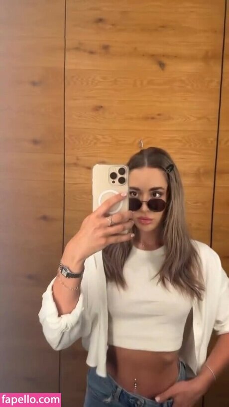 Noemi Demeter naked on onlyfans