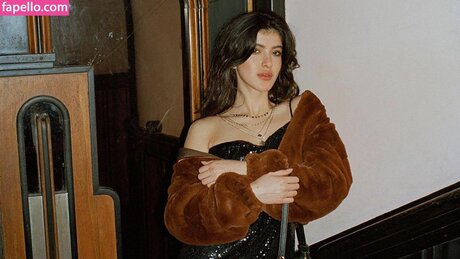 Shanaya Kapoor onlyfans sextape