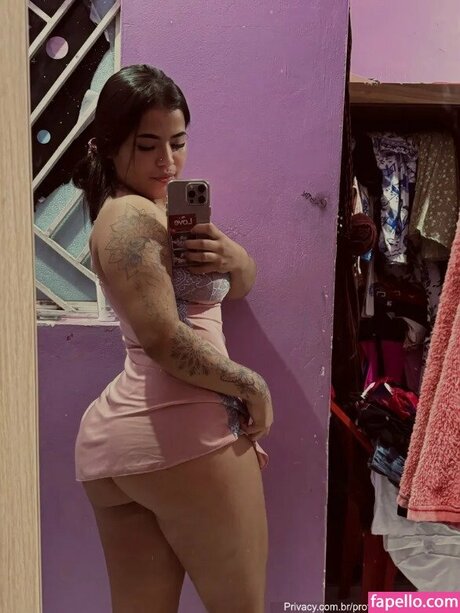 crystalzinha12 onlyfans posts