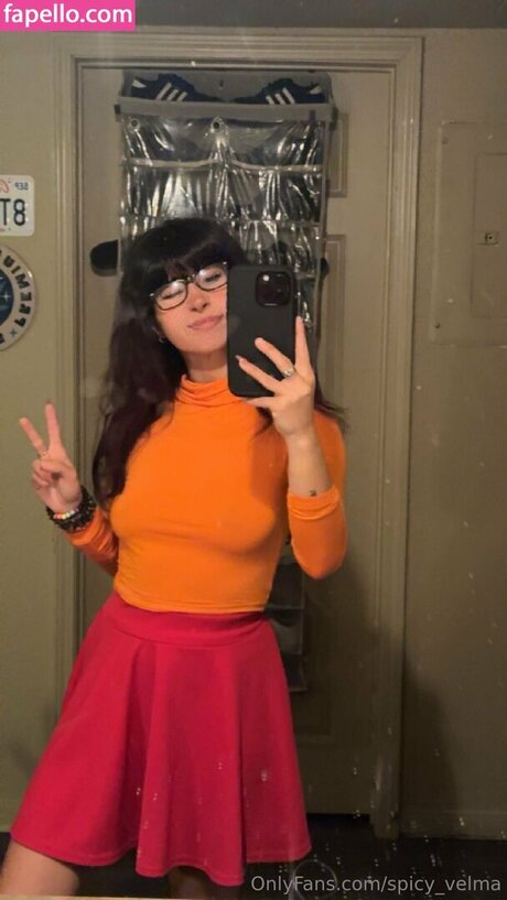 Velma Daphne Cosplay leaked only fans