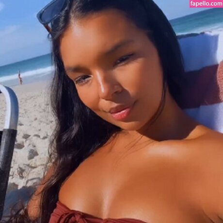 Mell Muzzillo nudes onlyfans leak