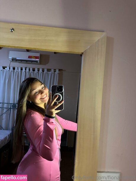 Lexi Thinks leaks only fans