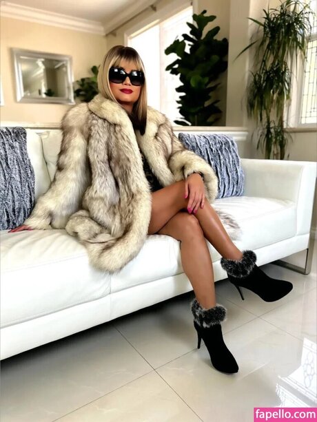 Madame Teeze Profile pic