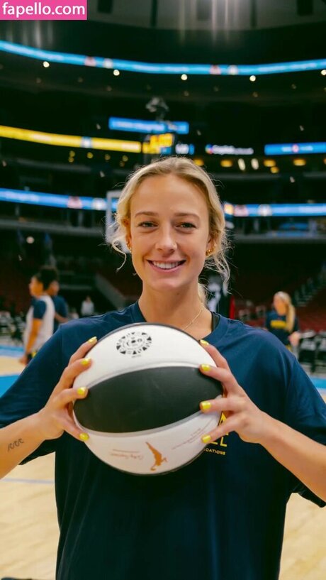 Sophie Cunningham onlyfans fotos