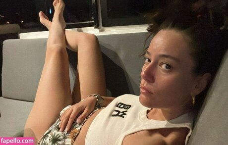 Pelin Akil only fans free