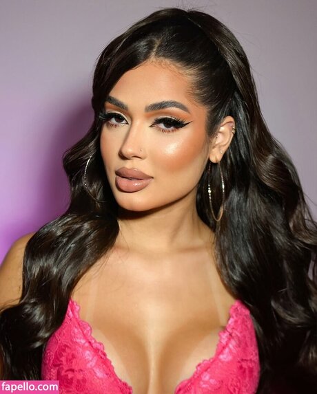 Mirely Gomes nudes onlyfans leaks