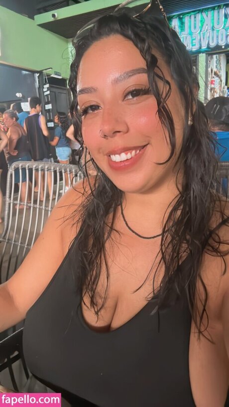 rukminimunera17 onlyfans model images