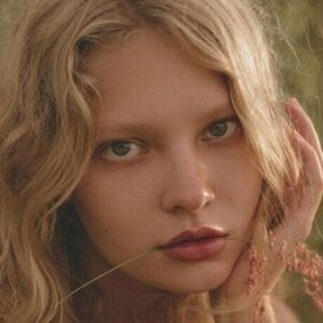 Nika Khromova onlyfans leak new