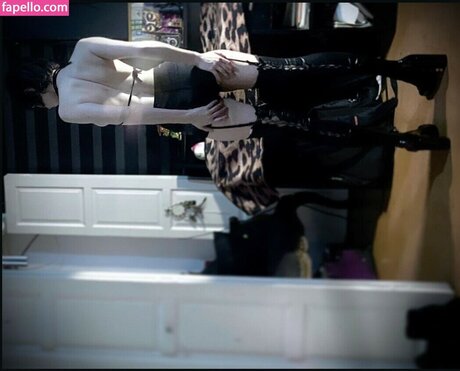 elinoiiddx onlyfans fuck