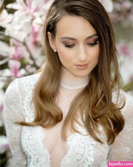 Larissa Schmiederer onlyfans tits