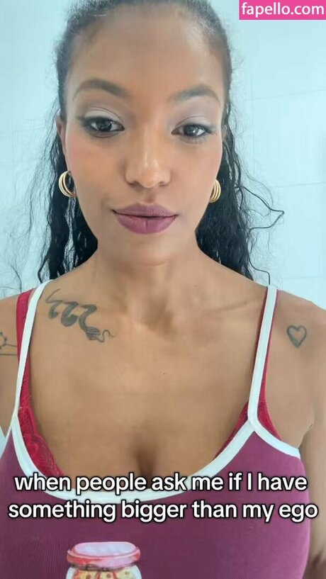 itszurihill only fans leak nude