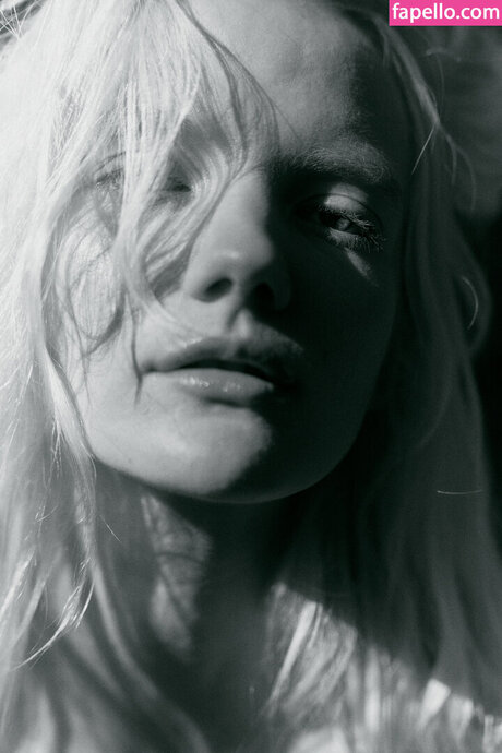 Karina Vasilishin onlyfans mega