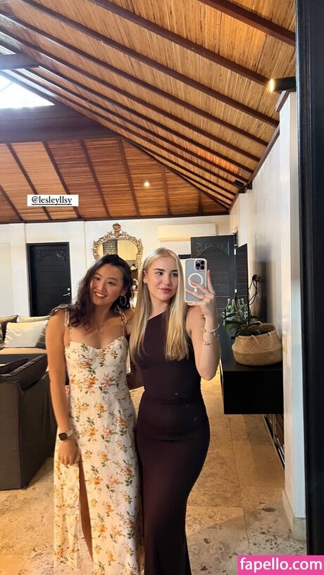 Pearl Farley nude onlyfans porn