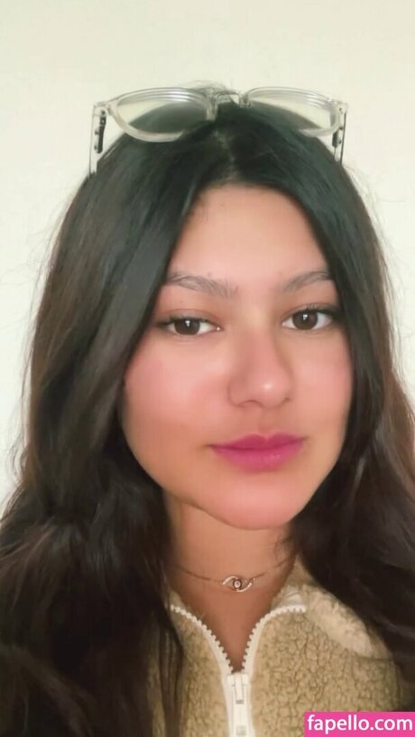 Khushi Tomar onlyfans pics