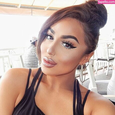 ItsLademi onlyfans leaked.