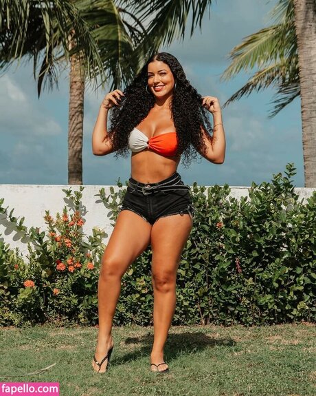 Amanda Lisboa onlyfans leams